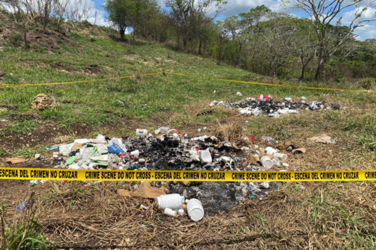 Hallan cinco fetos y desechos médicos en Villa Liberación en Santo Domingo Este