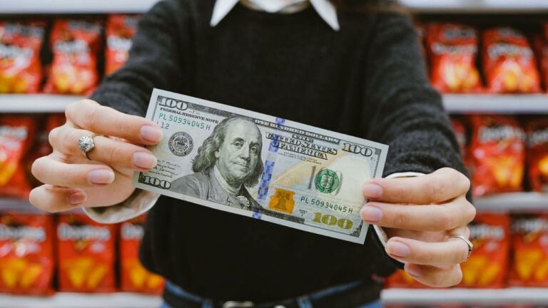 Anticipan un fuerte aumento de los alimentos por el fin del cepo al dólar