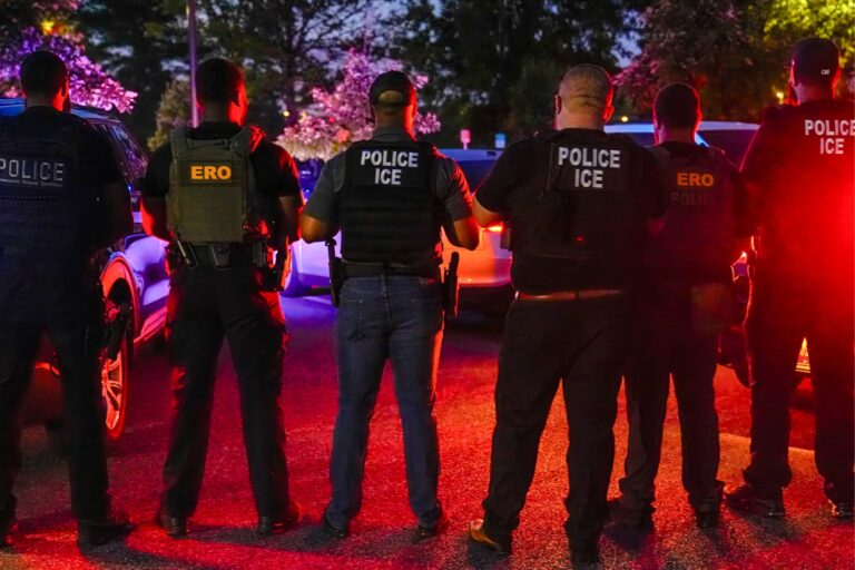 La táctica de ICE contra las políticas de ciudades santuarios: Protegen a criminales
