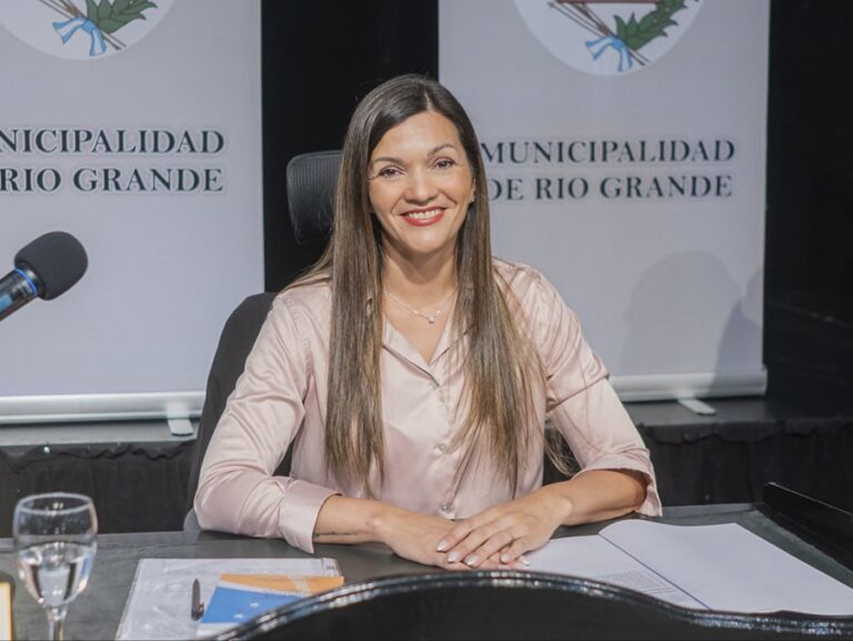 Zamora anunció la construcción de nueva sala de sesiones