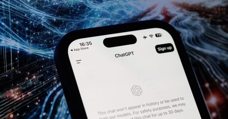 Se cayó ChatGPT a nivel mundial: todo lo que se sabe sobre el incidente