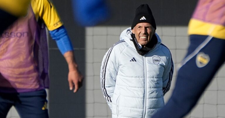 Los dos equipos de Boca que probó Russo con varias sorpresas