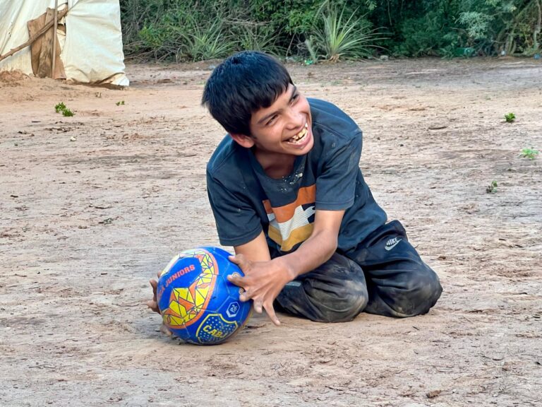 La emocionante reacción de Junior al enterarse cómo le va a cambiar su vida