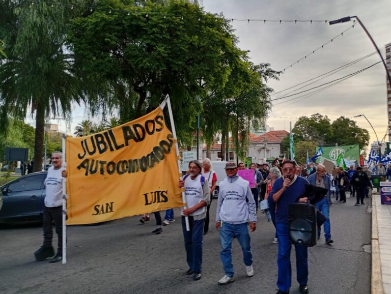 Jubiladxs Autoconvocados denunciaron hostigamiento policial a uno de sus integrantes