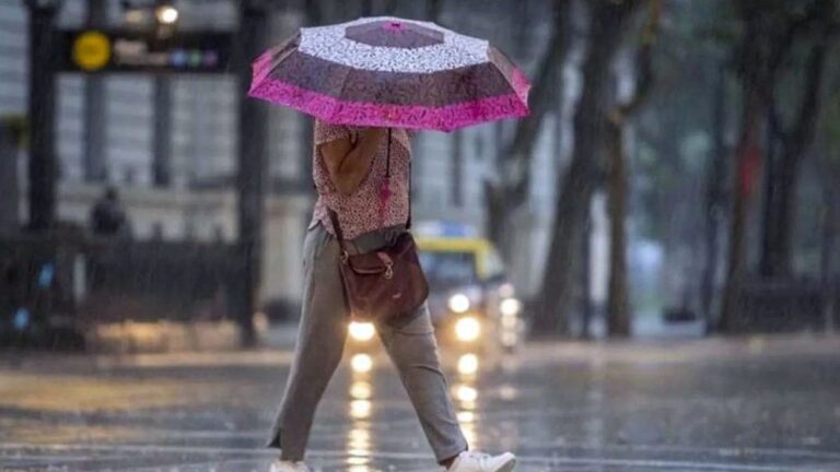 Alerta por lluvias y granizo complican este sábado: el informe del Servicio Meteorológico Nacional
