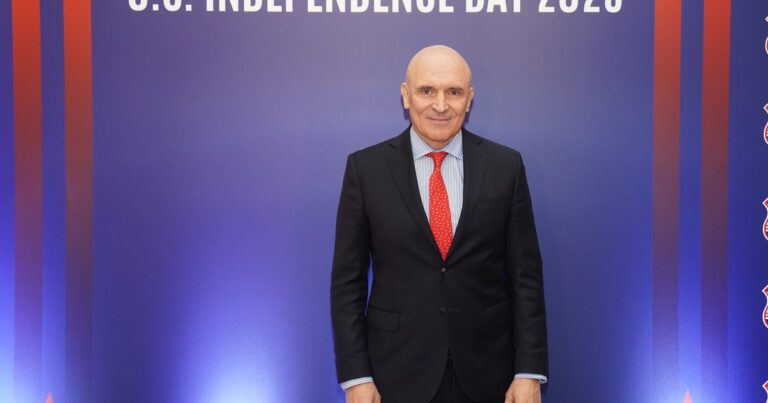 Elecciones 2025 en Argentina, EN VIVO: «Caraduras, nos pusieron de rodillas», feroz crítica de Espert contra La Cámpora y Máximo Kirchner