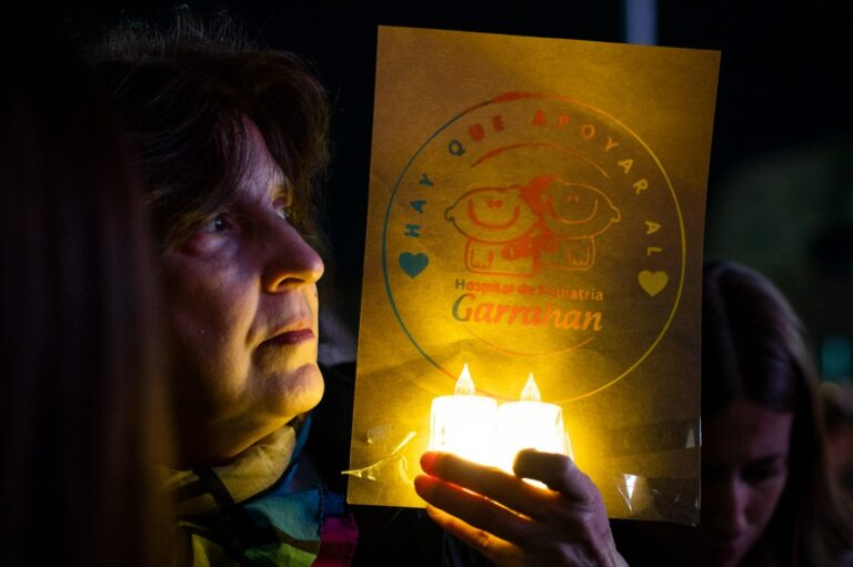 La lucha del Hospital Garrahan logró la media sanción de la emergencia en pediatría y va contra una resolución del ministro Lugones