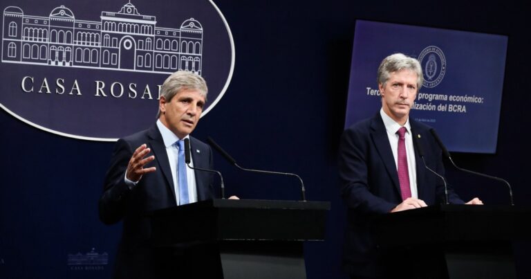 Los bancos y el Gobierno ahora se cruzan por las ganancias