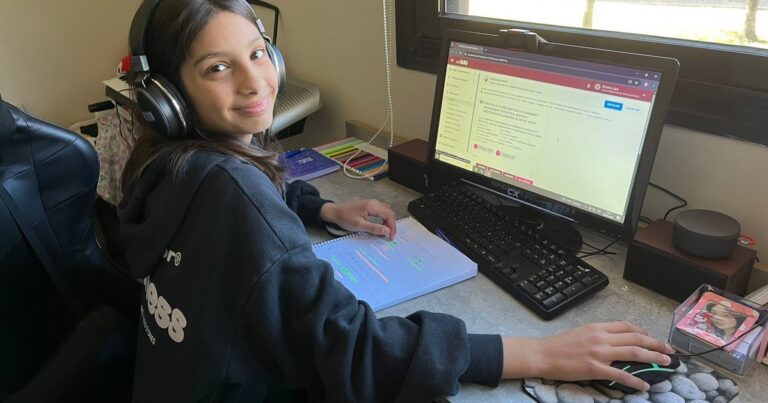 A los 6 meses decía «mamá», a los 5 años aprendió a leer sola y ahora a los 12 la aceptaron en una universidad