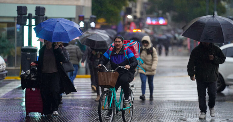Tormenta de Santa Rosa: a qué hora llegarían las fuertes lluvias al AMBA