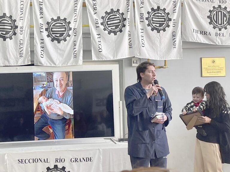 La UOM brindó un reconocimiento a Ricardo Zárate