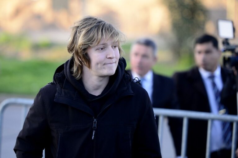 Con un discurso derrotista, el gobierno ahora dice que la elección no pega en la economía