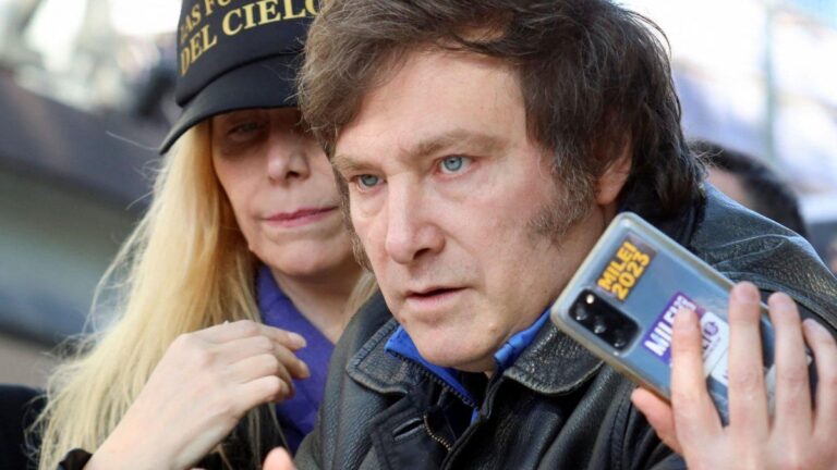 Causa $LIBRA: fiscal va tras las conversaciones y mensajes de Javier Milei y su hermana con asesores cripto