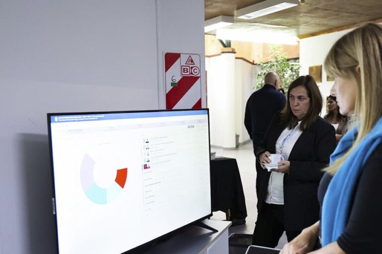 Elecciones: Destacan el uso de nuevas tecnologías